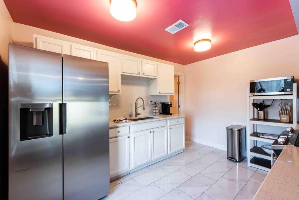 Blush And Bashful Germantown Two Bedroom Apartment Луисвилл Экстерьер фото