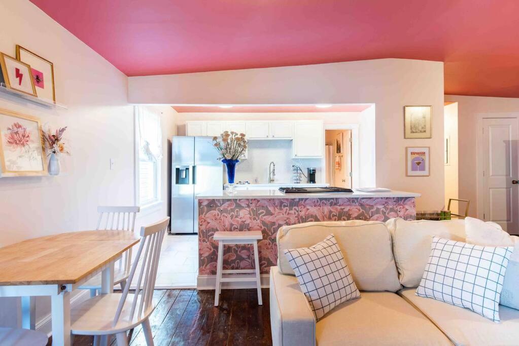 Blush And Bashful Germantown Two Bedroom Apartment Луисвилл Экстерьер фото